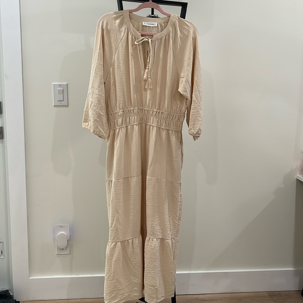 NWT. Lucky brand Cream Midi Dress with Tie Neck
